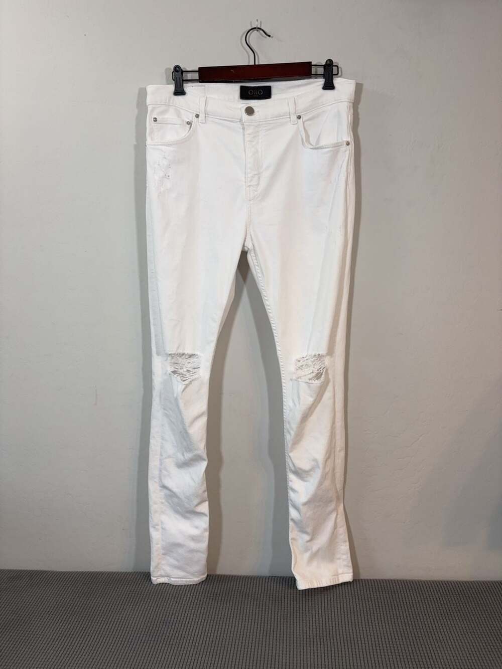 Oro Los Angeles Distressed White Skinny Jeans Size 12L